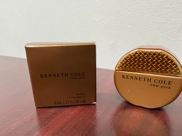 *CLASSIC* KENNETH COLE NEW YORK FOR WOMEN 0.17 oz / 5 ML Eau De Parfum Miniature