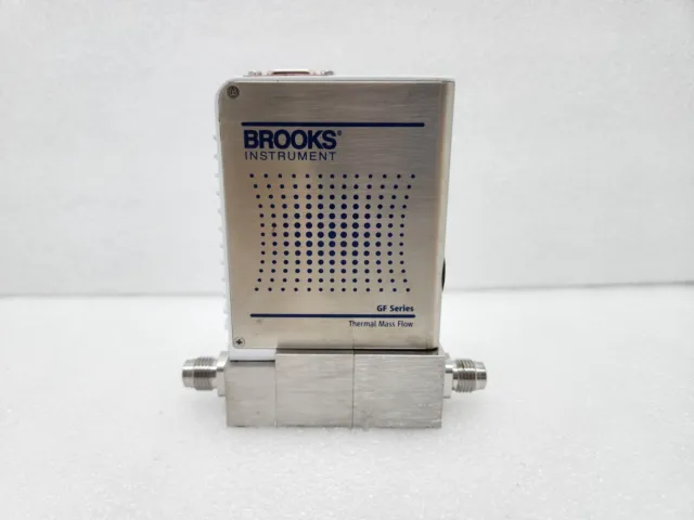 Brooks Mass Flow Controller Vcr Type (500Sccm Sh44) / Gf125Cxxc-0039500C-Vxvog1