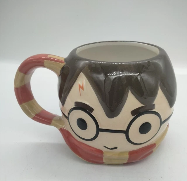 3D Harry Potter Gryffindor Scarf Handle Coffee 20oz Mug. Seven-20 for Warner Bro