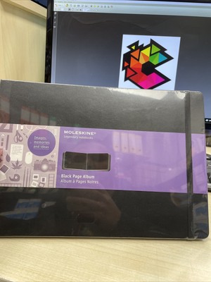 Moleskine Art Plus Album da Disegno Pagine Nere Da 200g/m2. 