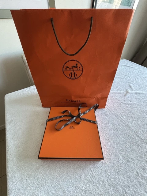 Boîte Cadeau Vide HERMÈS 'Kelly 28' - Emballage Orange Authentique (35x32x15,5 Cm) | Provenance Japon, Occasion