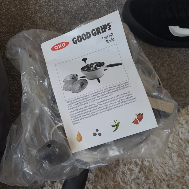 OXO GOOD GRIPS Food Mill Stainless Steel with 3 Grinding Discs 1008