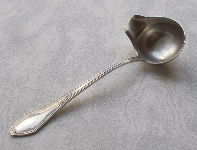 Rare Elegant Sauce Ladle IN Art Nouveau From 800er Silver Haegermann, Burgdorf