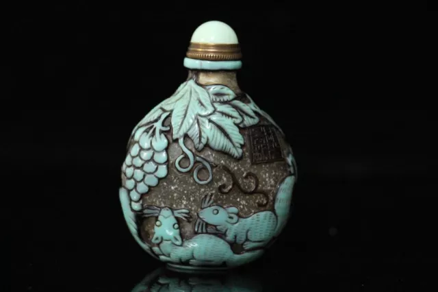 Chinese Antiques Glass Handmade Engraving Exquisite Snuff Bottles
