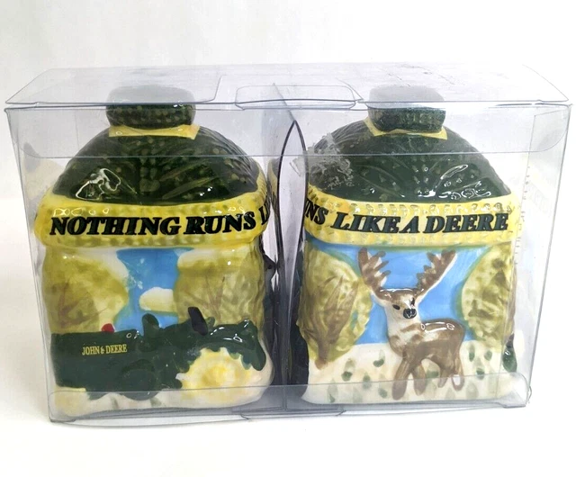 Gibson John Deere Salt and Pepper Shaker Set NEW Nothing Runs Like a Deere