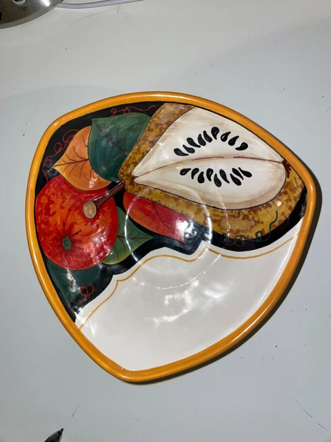 Giacomini Orvieto Italy Italian Pottery Pear Fruit Bowl Majolica (?)