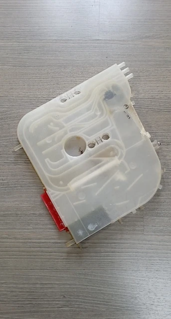 Échangeur Thermique De Dietrich VN8810E2/A Pour Lave-Vaisselle (51364 07)