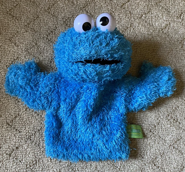 SESAME STREET GUND Cookie Monster Puppet Plush Stuffed Animal Toy EUC 