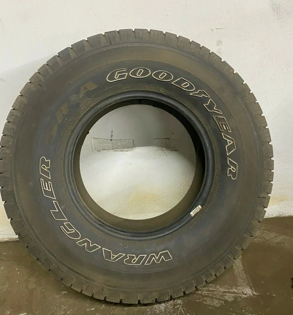 GOODYEAR WRANGLER SR-A 31x10.50 R15 TIRE OEM GOODYEAR WRANGLER SR-A 31x10.50 R15 TIRE OEM