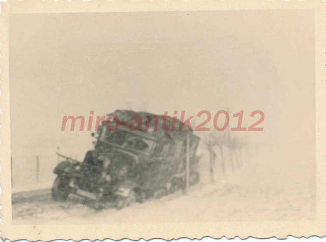 Foto, WK2, Nachl.Funker 2./N.6, LKW Henschel, Funkwagen, Zöberitz 1939  5026-528
