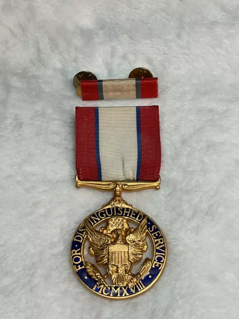 U.S. Army Distinguished Service Medal And Ribbon Bar