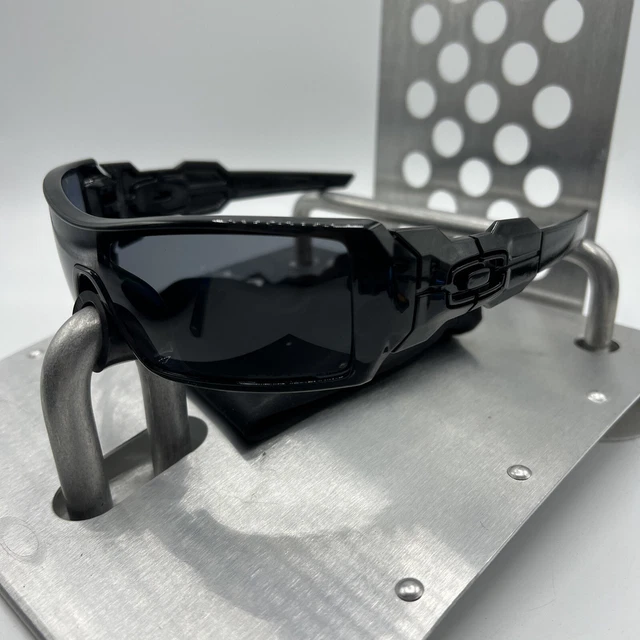 Oakley Oil Rig Shadow Camo Frame Black Icons Dark Gray Polarized Lens Oakley Oil Rig Shadow Camo Frame Black Icons Dark Gray Polarized Lens