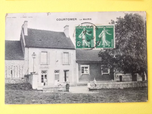 cpa molle 77 - COURTOMER Seine et Marne LA MAIRIE du Village Ecole Enfants