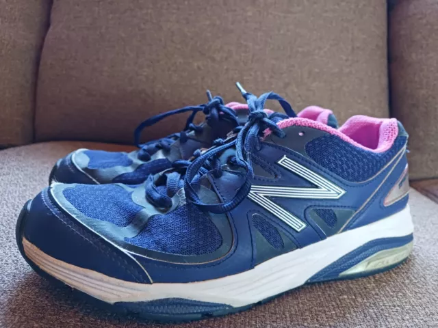NEW BALANCE W1540BB2 Women s Size 9W Blue Pink Athletic Running Shoes X18 54 44.99 PicClick