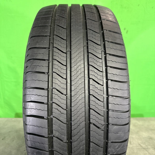 Single,Used-235/50R17 Michelin Defender 2 96H 10/32 DOT 1622 Single,Used-235/50R17 Michelin Defender 2 96H 10/32 DOT 1622