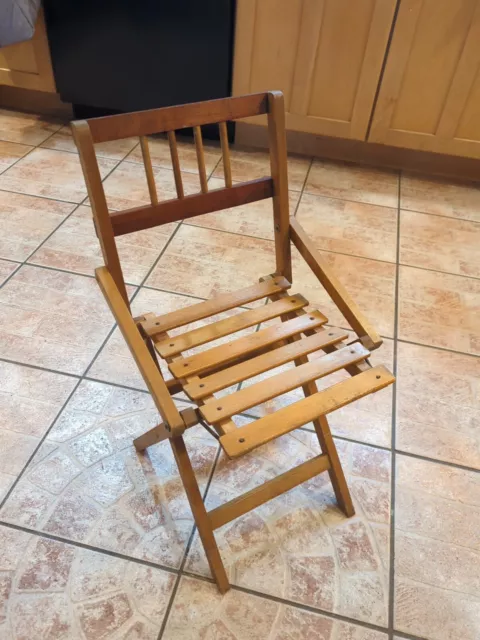Antique / Vintage Childs Wooden Slat Folding Chair