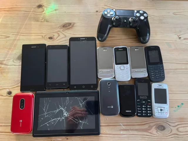 Job Lot Mobile Phones Untested X12