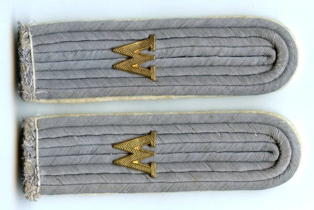 PAAR SCHULTERSTÜCKE MIT Auflagen W, InfanterieOffizier Uniform