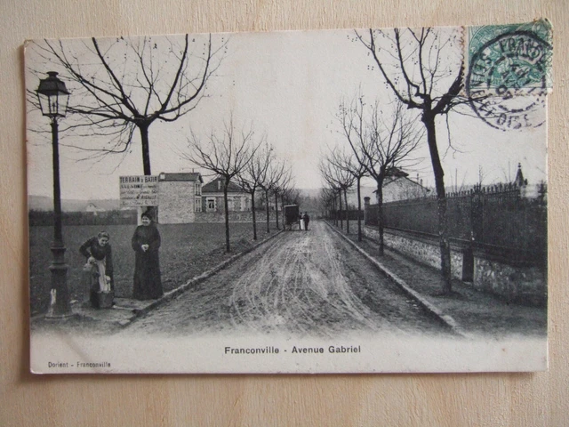 Cpa Franconville (95) Avenue Gabriel. Animee. Woman At The Fountain Drawing Water