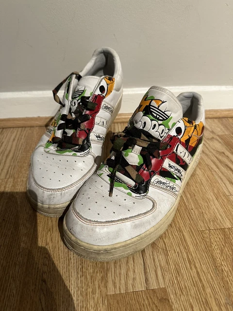 WHITE AND GRAFFITI Adidas Trainers COPE2 Limited Edition UK Size