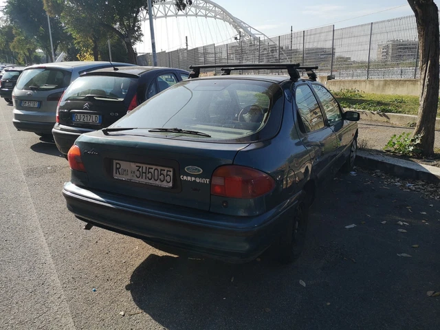 Ford Mondeo del 1993 vendo Ford Mondeo del 1993 vendo