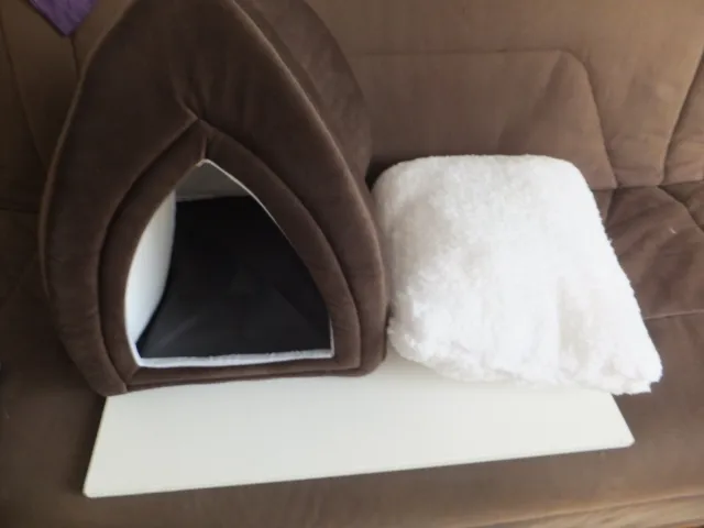 Dôme Tipi / Lit petit chien ou chat avec coussin doux et épais. Envoi colissimo