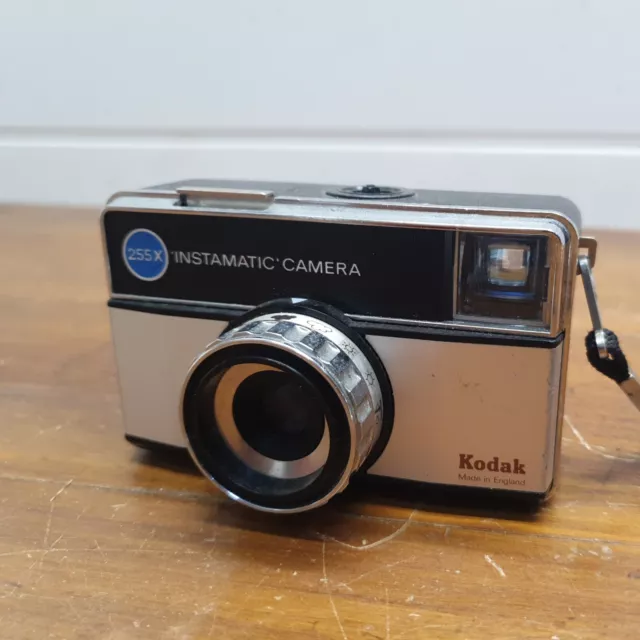 Vintage KODAK 255X Instamatic Camera with Original Case - FAST POST (B3)