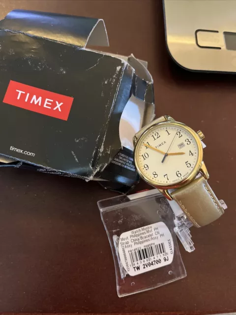 Women's Timex Easy Reader with Leather Strap New