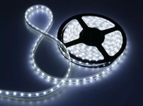 Bande Led Adhésive Bobine 5 Métres Smd5050 300 Led Lumière 6000K Strip Led Ip65