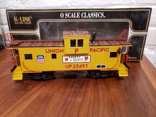 K-Line K612-2112 O Gauge Union Pacific Bay Window Caboose. Smoking Caboose!