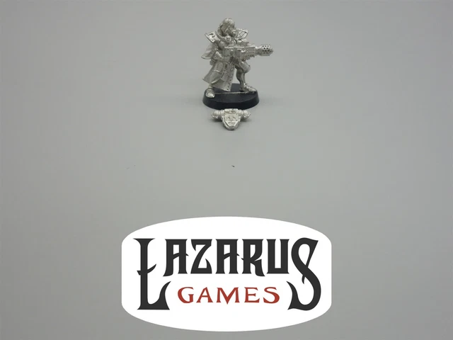 Warhammer 40k Adepta Sororitas: Sisters of Battle - Sister w/ Flamer (oop metal)
