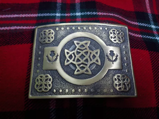 TC Men’s Kilt Belt Buckle Celtic Knot Antique Finish/Celtic Knot Kilt Buckles