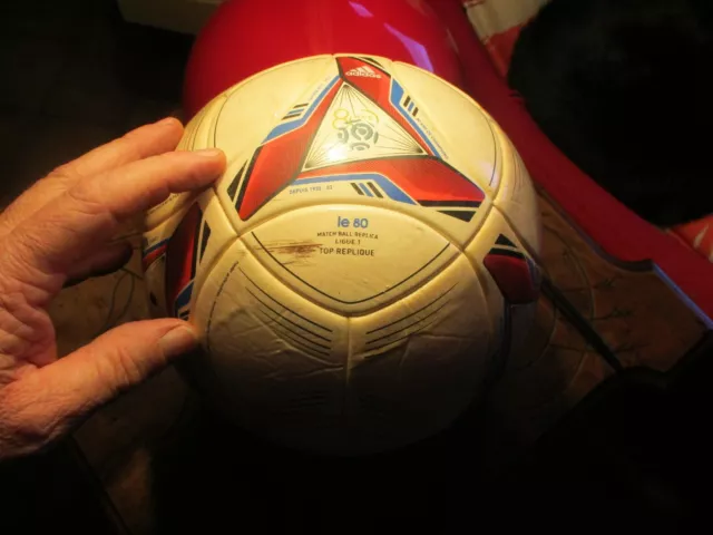 Ancien Ballon de Foot Match Ball Réplica Adidas le 80 Football Ligue 1