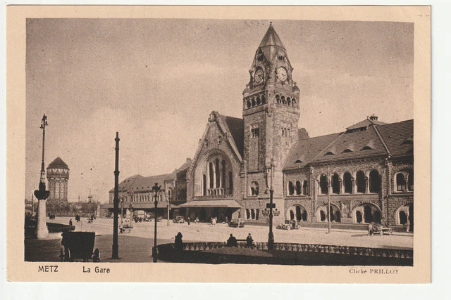 METZ  - Moselle - CPA 57 - La Gare -