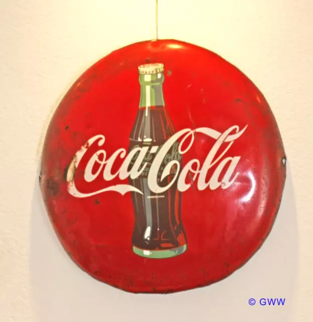 Coca-Cola Blech-Schild (Cos) gewölbt, grün-graue Flasche - Patina