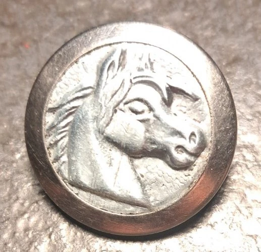 ANCIEN BOUTON CHASSE  (CHEVAL)   /      -  OLD  BUTTON  25mm