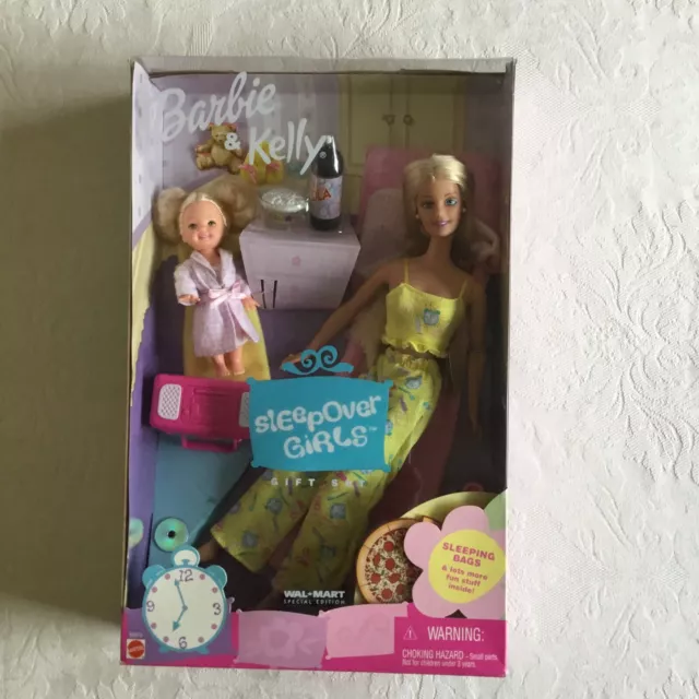 Barbie & Kelly Sleepover Girls 2002 Gift Set w/Sleeping Bags Snacks Mattel NRFB