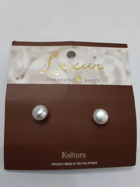 Brand New Freshwater Pearl Earrings NWT Stud Earring