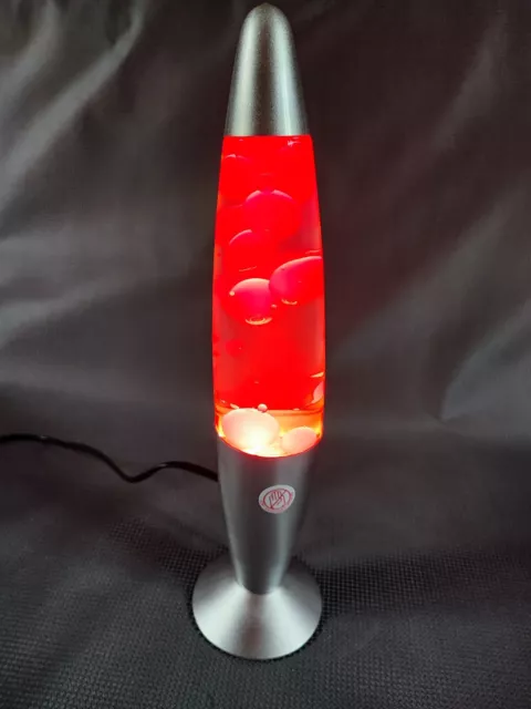 Lampe lave magma rose aluminium de Balvi