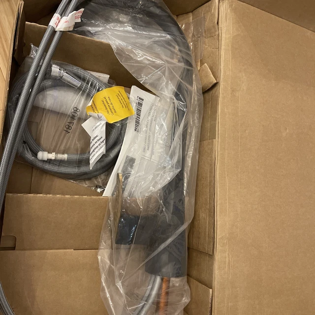 MOEN S7235BL SINEMA OneHandle High Arc Pulldown Kitchen Faucet, Matte