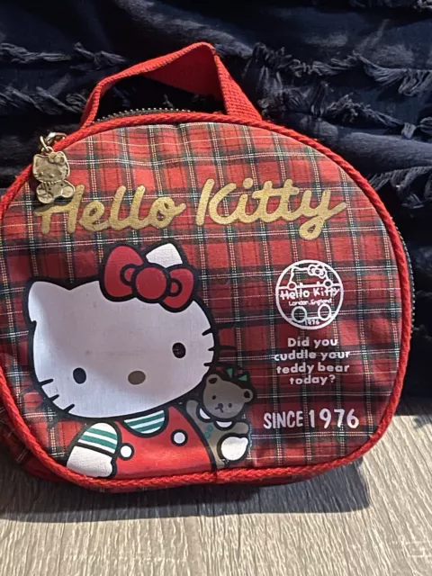 Sanrio hello kitty Sanrio Kitty Pouch 1976 Vintage Plaid Good Condition Round Sanrio hello kitty Sanrio Kitty Pouch 1976 Vintage Plaid Good Condition Round