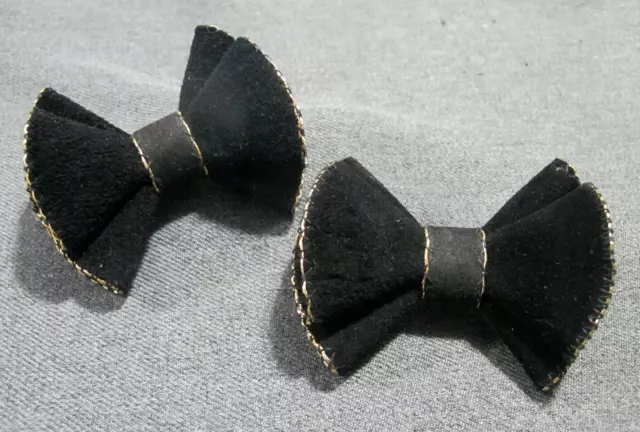 Vintage golden metallic trim black suede bow shaped shoe clips