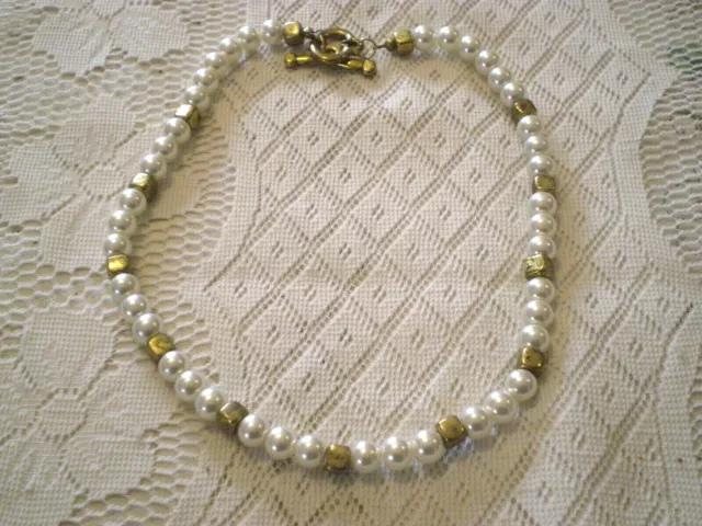 Pearl & Gold Choker Necklace - Toggle Clasp