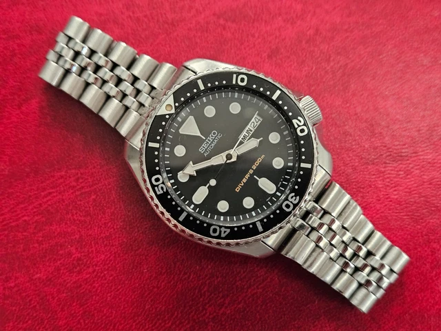 Seiko SKX007K Black Dial  7S26-0020  in buone condizioni come da foto