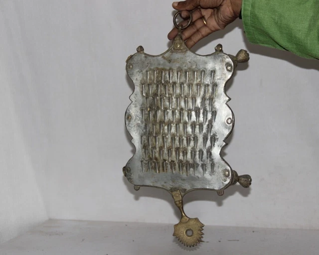 Hierro Y Latón Tortuga Forma Pared Colgante Queso/Verduras Rallador Cocina Tool
