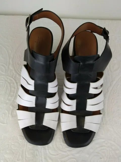 Darling H Halston Black/White Leather Moyen Ruby Sandal Shoes 4" Heel  Size 9.5