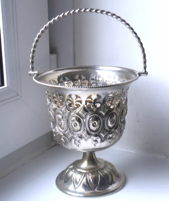 Pretty Victorian Silver Plated Very Ornate Small Footed Basket