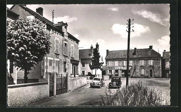 CPA Cercy-la-Tour, exit from the station 1956