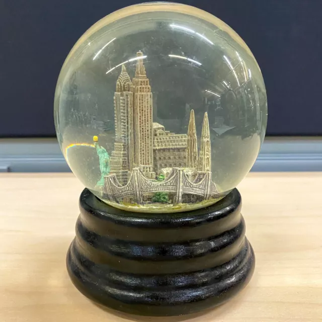 Vintage Saks Fifth Avenue New York City Musical Snow Globe Music Box NYC Skyline