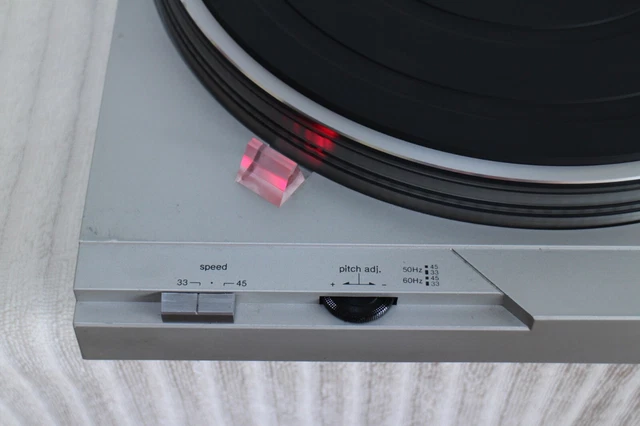Platine vinyle Technics SL-100 C Platines vinyles semi-automatiques - Découvrez nos offres